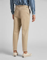SPODNIE MĘSKIE LEE TAPERED CHINO SERVICE SAND L70RLD10 112118722